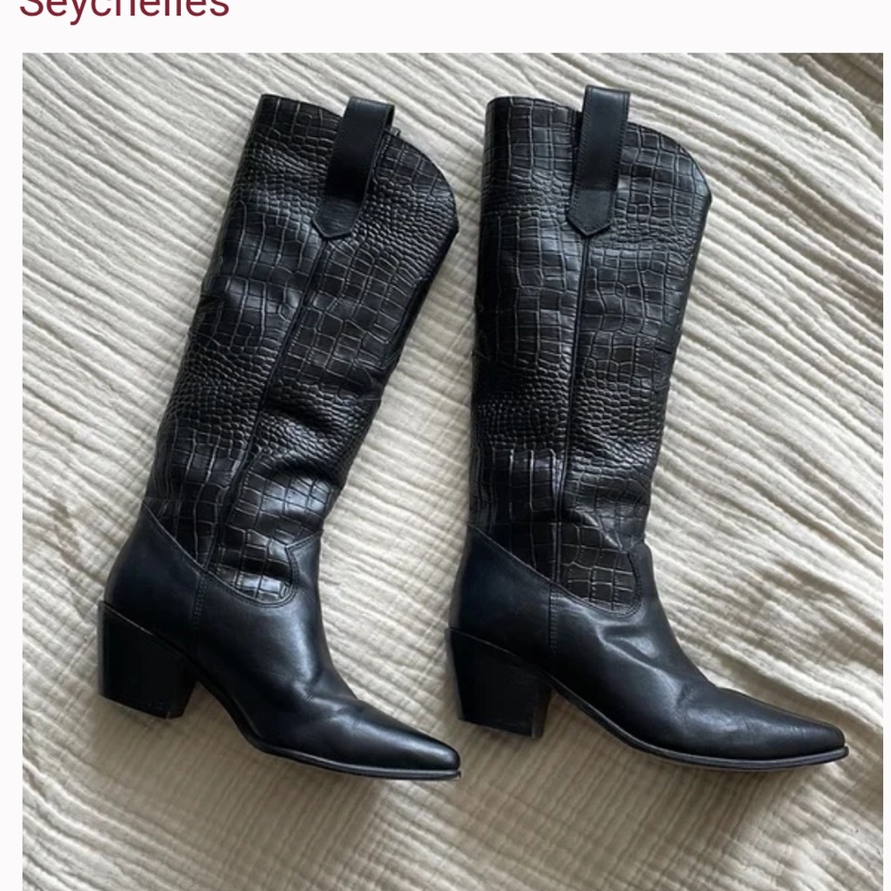 Black cowboy boots